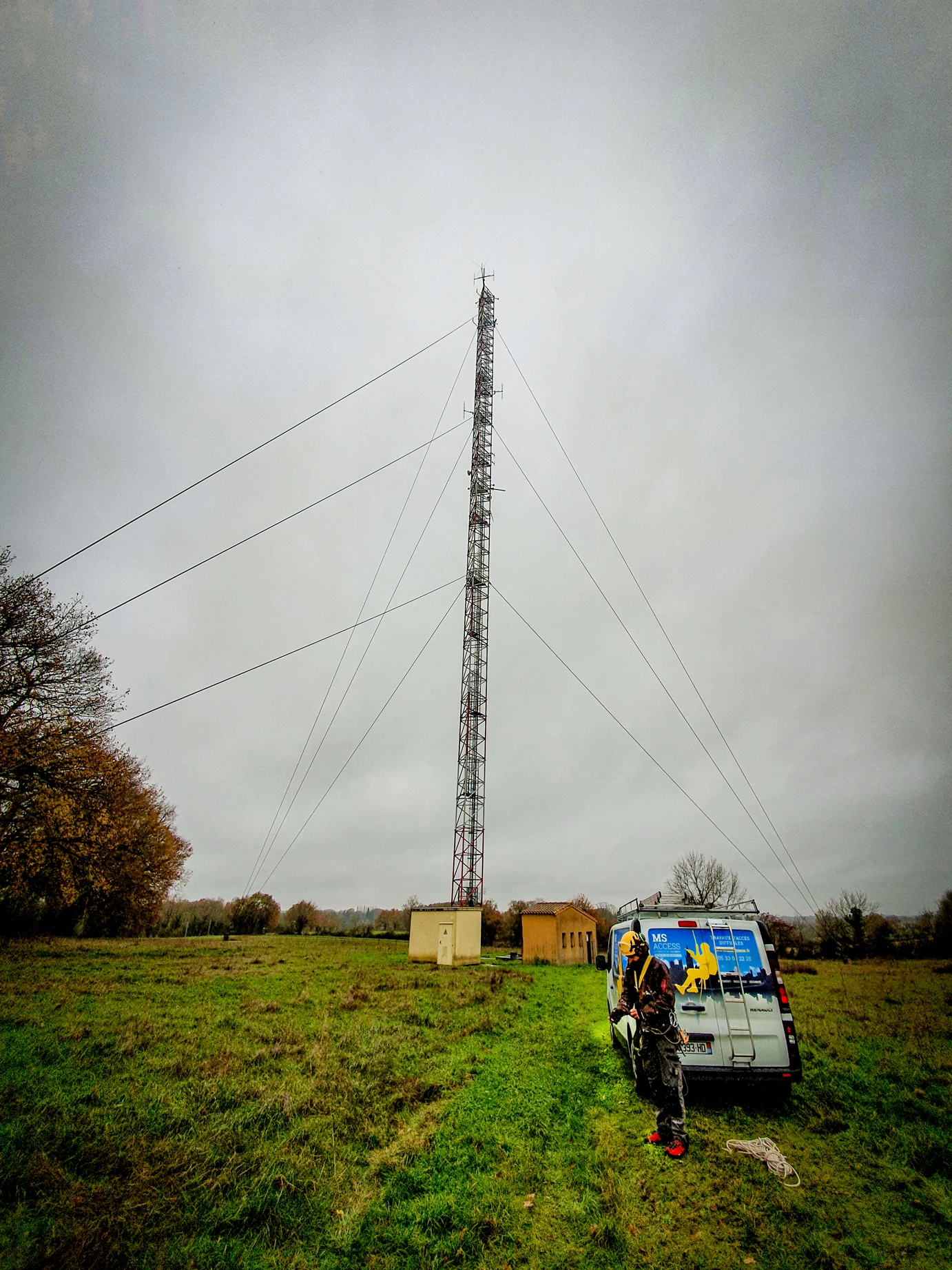 Intervention de cordistes MS Access pour contrôler en douceur chez APAVE à Courpignac (industrie) – 3